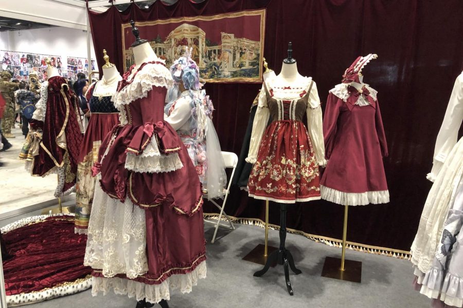 Lolita dressing outlet