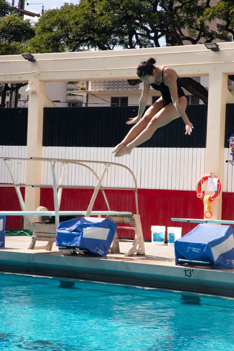 Tamara Lum ’25, a senior on the team, aided ‘Iolani school into winning the second place spot for girls diving in the State Championships.