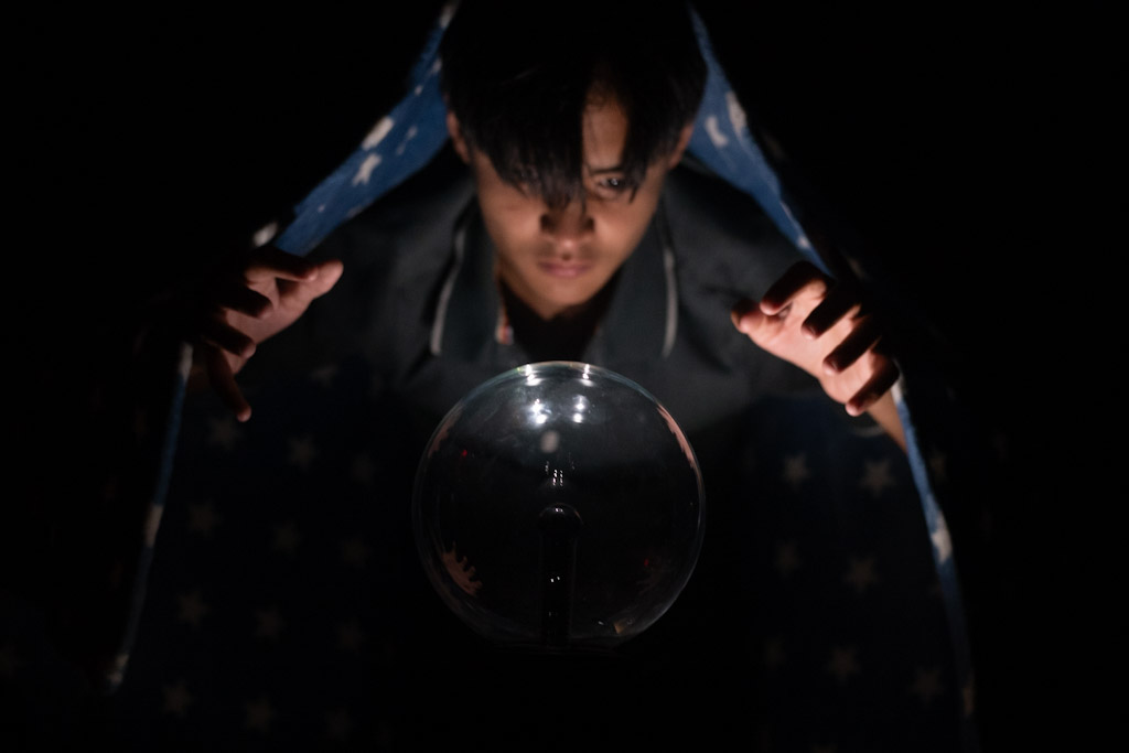 Do crystal balls really predict the future, or just look nice?
